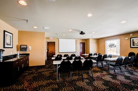 Cobblestone Inn & Suites