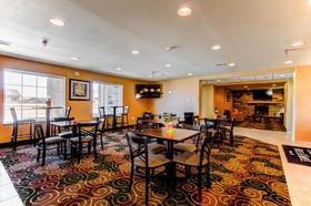 Cobblestone Inn & Suites