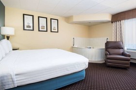 AmericInn by Wyndham Eagle