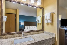 AmericInn by Wyndham Eagle