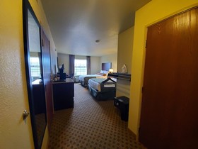 Cobblestone Inn and Suites of Eaton