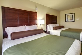 Cobblestone Inn and Suites of Eaton
