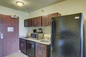 Cobblestone Inn and Suites of Eaton