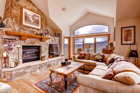 Arrowhead Village