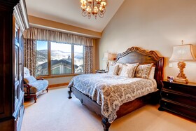 Arrowhead Village