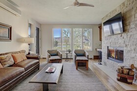 Arrowhead Village