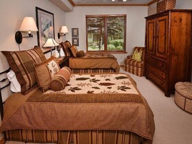 Arrowhead Village