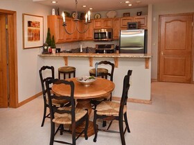 Arrowhead Village