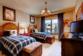 Arrowhead Village