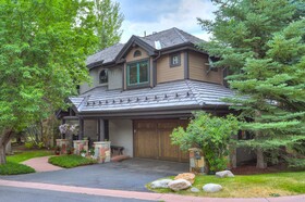 Arrowhead Village