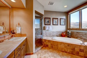 Arrowhead Village