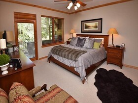 Arrowhead Village