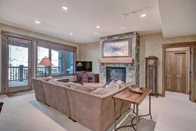 Arrowhead Village