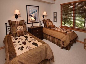 Arrowhead Village