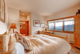 Arrowhead Village