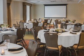 Hilton Garden Inn Denver South Park Meadows Area