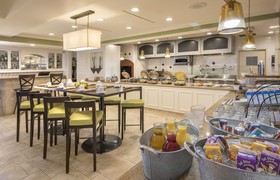 Hilton Garden Inn Denver South Park Meadows Area