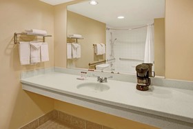 Four Points by Sheraton Englewood Centennial Airport