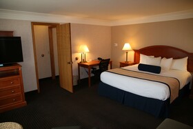 Best Western Plus Silver Saddle Inn