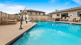 Best Western Plus Silver Saddle Inn