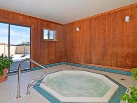 Best Western Plus Silver Saddle Inn