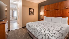 Best Western Plus Silver Saddle Inn