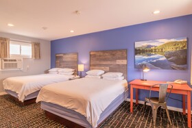 Coyote Mountain Lodge