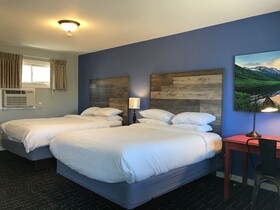 Coyote Mountain Lodge