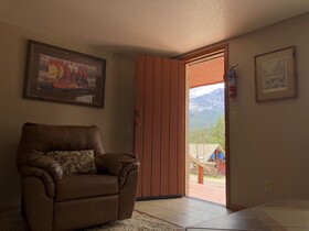 Dao House