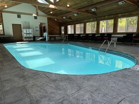 Estes Mountain Inn
