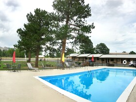 Estes Mountain Inn