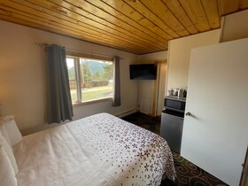 Estes Mountain Inn