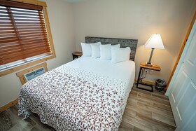 Estes Mountain Inn