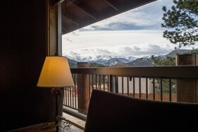 Hotel Estes