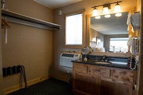 Hotel Estes