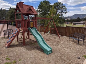 Hotel Estes