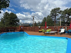 Hotel Estes
