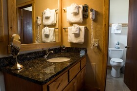 Hotel Estes