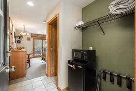 Ponderosa Lodge