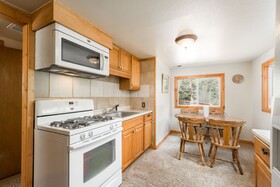 Ponderosa Lodge