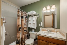 Ponderosa Lodge