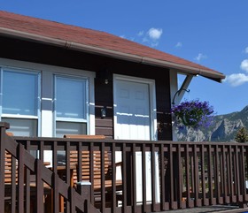River Rock Cottages