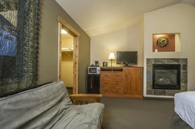 Silver Moon Inn