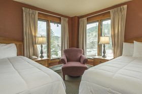 Silver Moon Inn