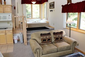 Sunnyside Knoll 18
