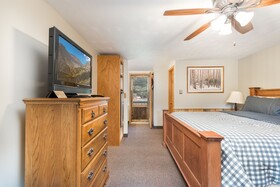 The 4 Seasons Inn
