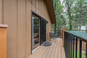 The 4 Seasons Inn