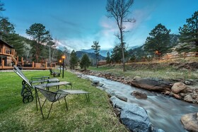 The 4 Seasons Inn