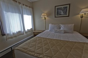 The Historic Crags Lodge