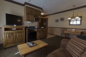 The Historic Crags Lodge